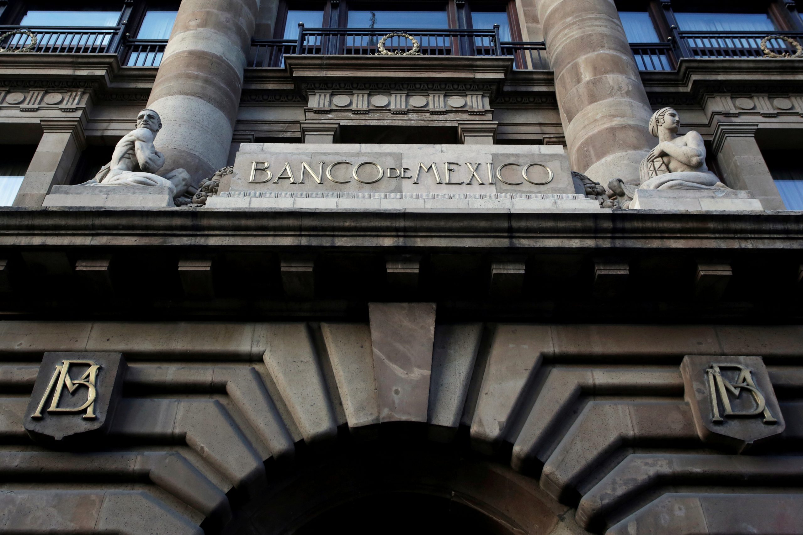 Mexico benchmark interest rates