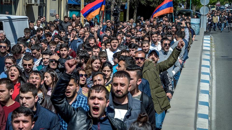 Armenia prime minister vote protest