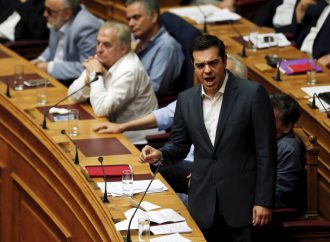 Greek PM Tsipras likely to survive confidence vote, table Macedonia deal