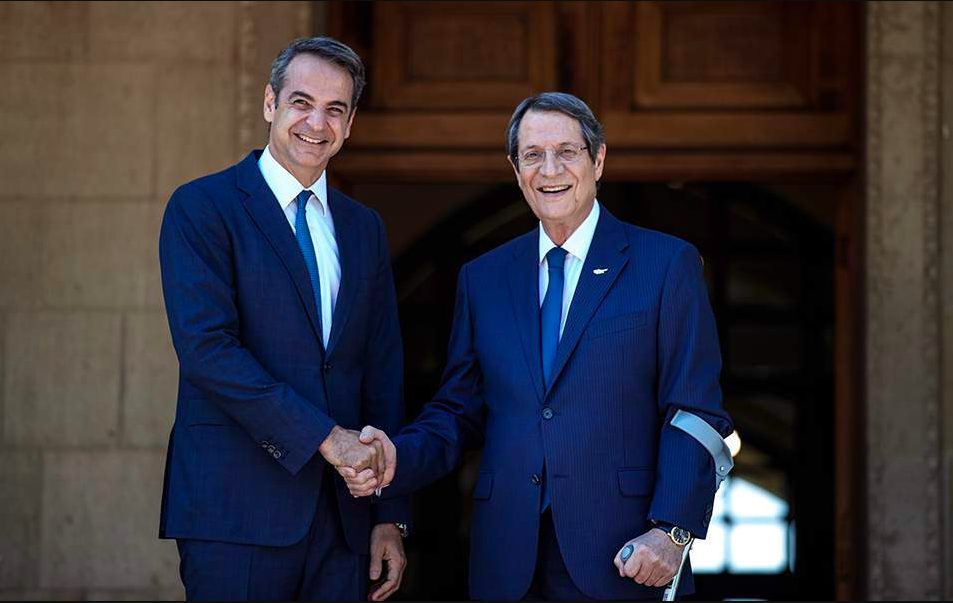Έλληνας πρωθυπουργός θα επισκεφθεί την Κύπρο πριν από τη διαμεσολάβηση του ΟΗΕ