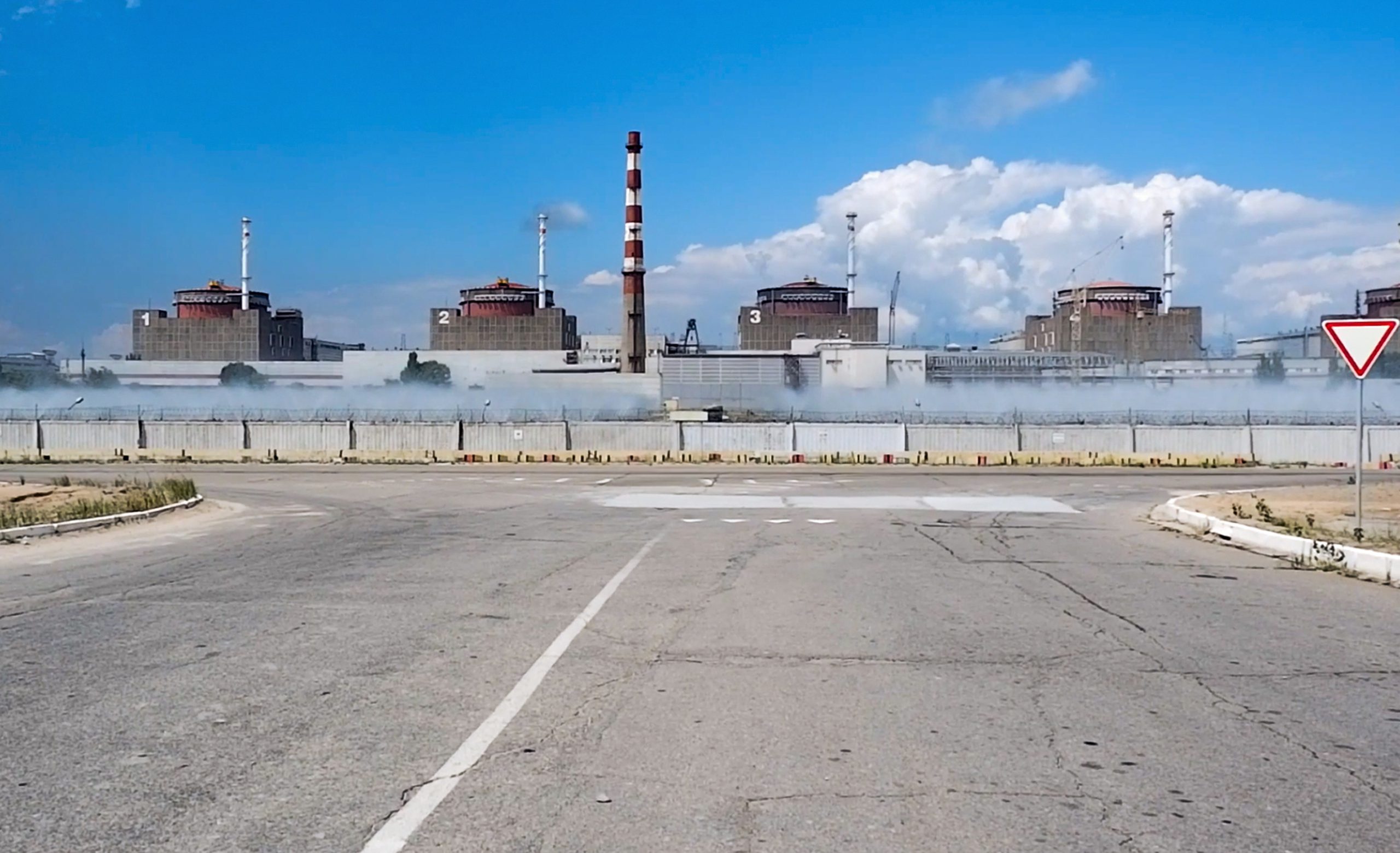 Russian threat Zaporizhzhia plant