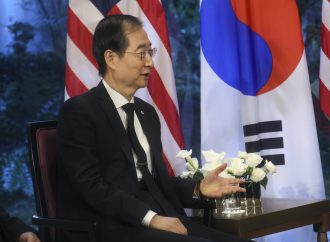 South Korean PM visits Argentina